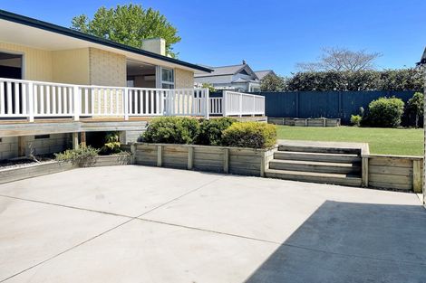 Photo of property in 1 George Place, Havelock North, 4130