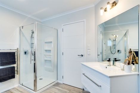 Photo of property in 44 Le Quesne Road, Bay View, Napier, 4104