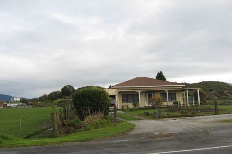Photo of property in 57 Abel Tasman Drive, Takaka, 7110