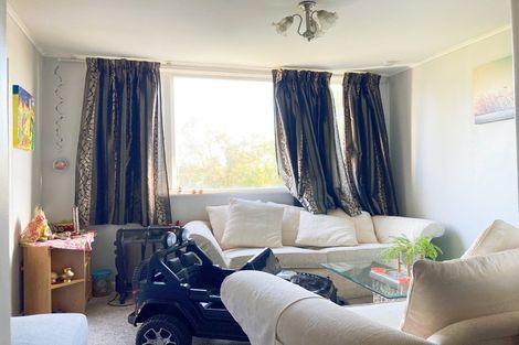 Photo of property in 70 Forest Hill Road, Henderson, Auckland, 0612