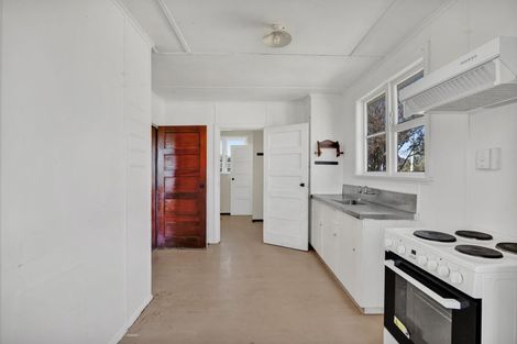 Photo of property in 31 Wilson Street, Waverley, 4510