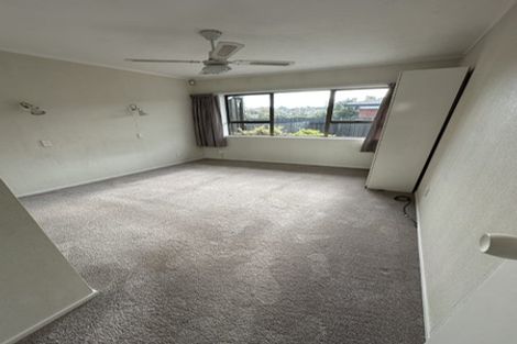 Photo of property in 2/121 Prince Regent Drive, Half Moon Bay, Auckland, 2012