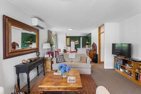 Photo of property in 11 Seaton Court, Hokowhitu, Palmerston North, 4410