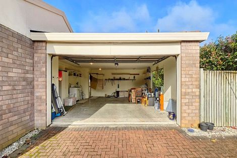 Photo of property in 74 Tawavale Street, Pukehangi, Rotorua, 3015