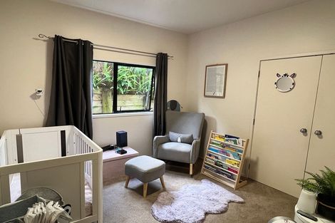 Photo of property in 3a Wakeling Avenue, Te Atatu South, Auckland, 0610