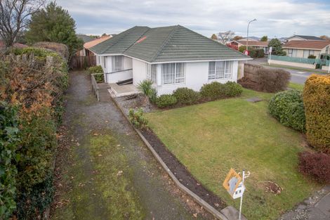 Photo of property in 406 Main North Road, Redwood, Christchurch, 8051
