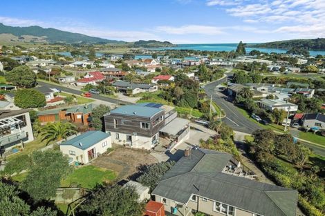 Photo of property in 35 Long Street, Raglan, 3225