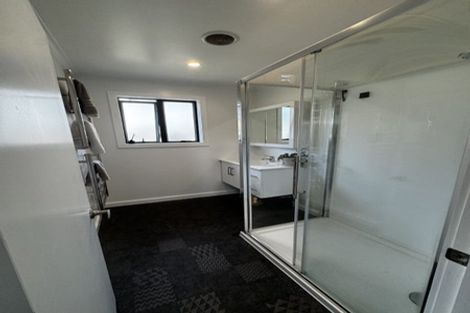 Photo of property in 2/5 Montgomery Street, Stokes Valley, Lower Hutt, 5019