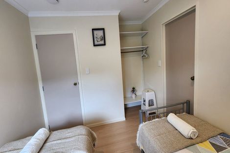 Photo of property in 20 Mercury Lane, Windsor Park, Auckland, 0632