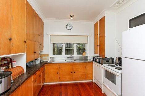 Photo of property in 219 Powderham Street, New Plymouth, 4310