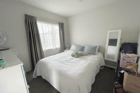 Photo of property in 3 Twin Parks Rise, Papakura, 2110