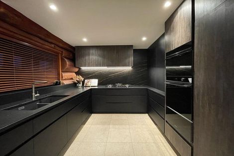 Photo of property in 5 Lapwing Lane, Mount Pleasant, Christchurch, 8081