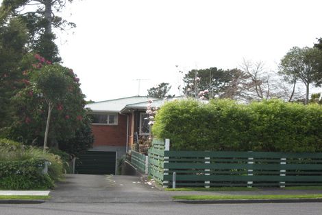 Photo of property in 63 Victoria Road, New Plymouth, 4310