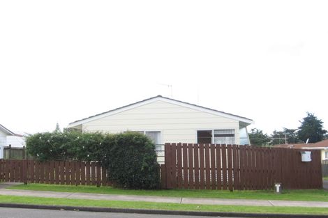 Photo of property in 66 Thompson Terrace, Manurewa, Auckland, 2102