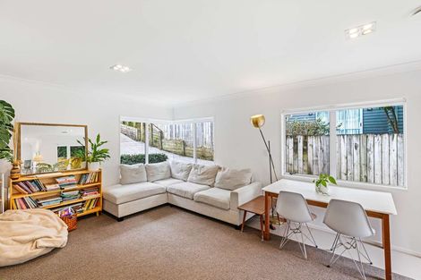 Photo of property in 2/34 Howe Street, Howick, Auckland, 2014