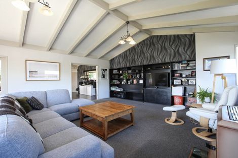 Photo of property in 8 Home Street, Winton, 9720