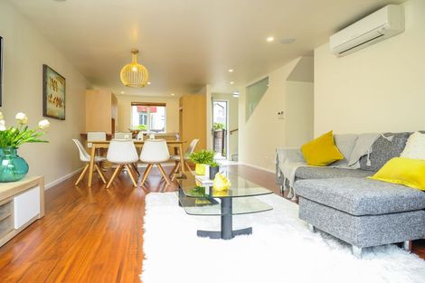 Photo of property in 43 Albionvale Road, Glen Eden, Auckland, 0602