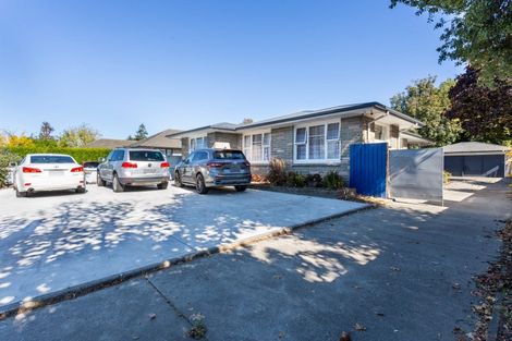 Photo of property in 10 Curletts Road, Sockburn, Christchurch, 8042