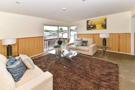 Photo of property in 105 Mahia Road, Wattle Downs, Auckland, 2103