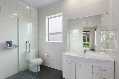 Photo of property in 16 O'halloran Drive, Halswell, Christchurch, 8025