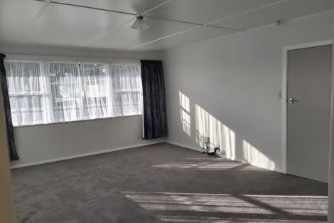 Photo of property in 98 Beazley Avenue, Paparangi, Wellington, 6037