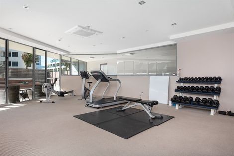 Photo of property in 33/8 Maunganui Road, Mount Maunganui, 3116