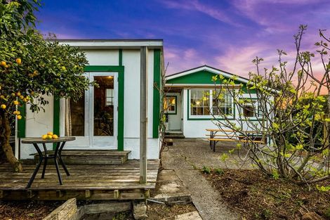 Photo of property in 31 Ocean Road, Paekakariki, 5034