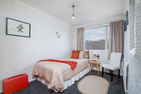 Photo of property in 2/17 Molesworth Place, Somerfield, Christchurch, 8024