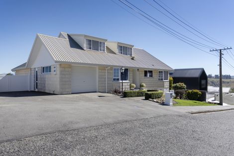 Photo of property in 150 Perth Street, Holmes Hill, Oamaru, 9401