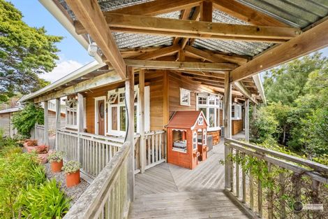 Photo of property in 6 Prouse Grove, Silverstream, Upper Hutt, 5019