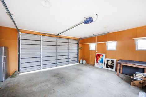 Photo of property in 35 Pegasus Place, Kelvin Grove, Palmerston North, 4414