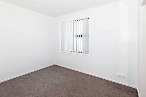 Photo of property in 18 Jamaica Place, Blockhouse Bay, Auckland, 0600