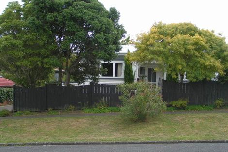 Photo of property in 1/7 Harley Road, Takapuna, Auckland, 0622