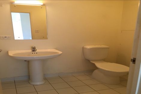 Photo of property in 2e/30 Westward Ho, Glen Eden, Auckland, 0602