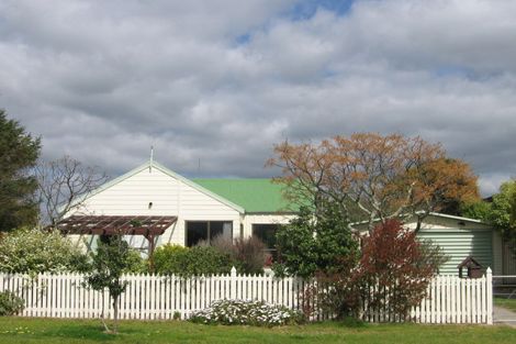 Photo of property in 202 Dickson Road, Papamoa Beach, Papamoa, 3118