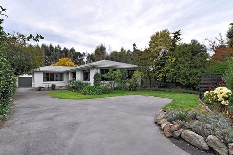 Photo of property in 594 Harewood Road, Harewood, Christchurch, 8051