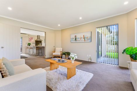 Photo of property in 15 Arundel Place, Nawton, Hamilton, 3200