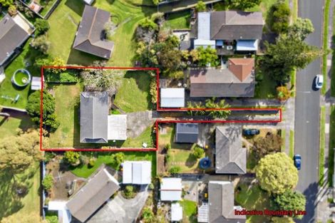 Photo of property in 15 Becker Drive, Weymouth, Auckland, 2103