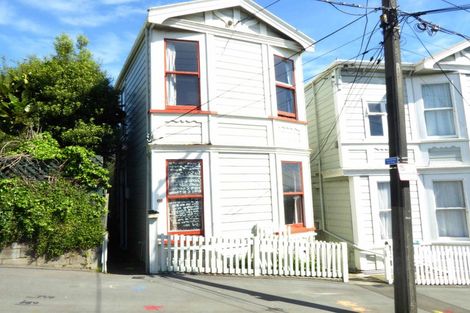 Photo of property in 68 Thompson Street, Mount Cook, Wellington, 6011