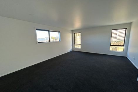 Photo of property in 37 Tomtit Crescent, Lake Hawea, 9382