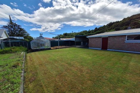 Photo of property in 92 Sinnott Road, Greymouth, 7805