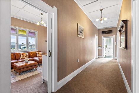 Photo of property in 72 Kenrick Street, Te Aroha, 3320