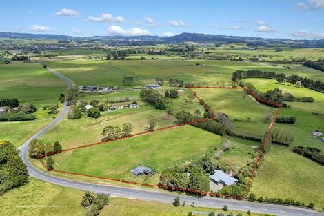 Photo of property in 88 Uretiti Road, Waipu, 0582