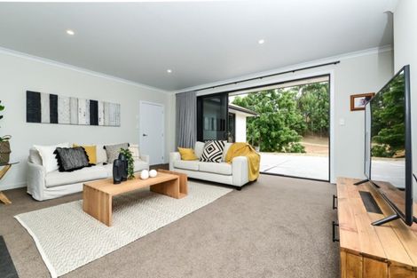 Photo of property in 166 Foster Road, Temple View, Hamilton, 3290