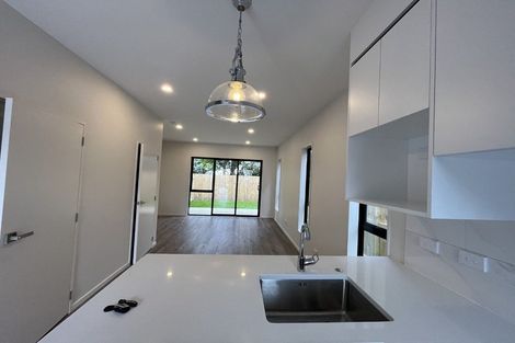 Photo of property in 10/241 Don Buck Road, Massey, Auckland, 0614