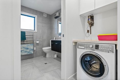 Photo of property in 497 Waikawa-curio Bay Road, Curio Bay, Tokanui, 9884