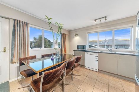 Photo of property in 15 Lane Crescent, Tawa, Wellington, 5028