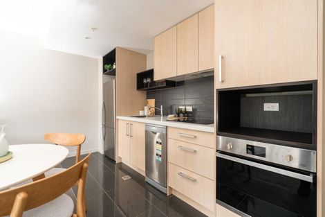 Photo of property in Nouvo Apartments, 4/21i Rugby Street, Mount Cook, Wellington, 6021