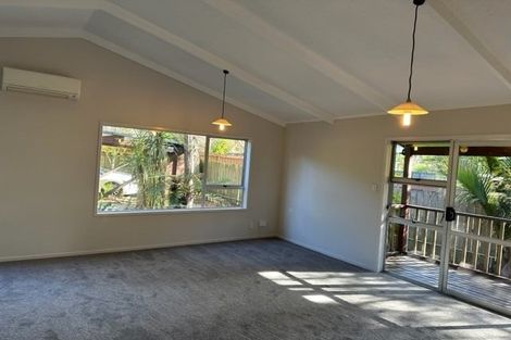 Photo of property in 1/20 Wirihana Road, Titirangi, Auckland, 0604