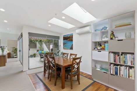 Photo of property in Sol Apartments, 27/37 Jessie Street, Te Aro, Wellington, 6011